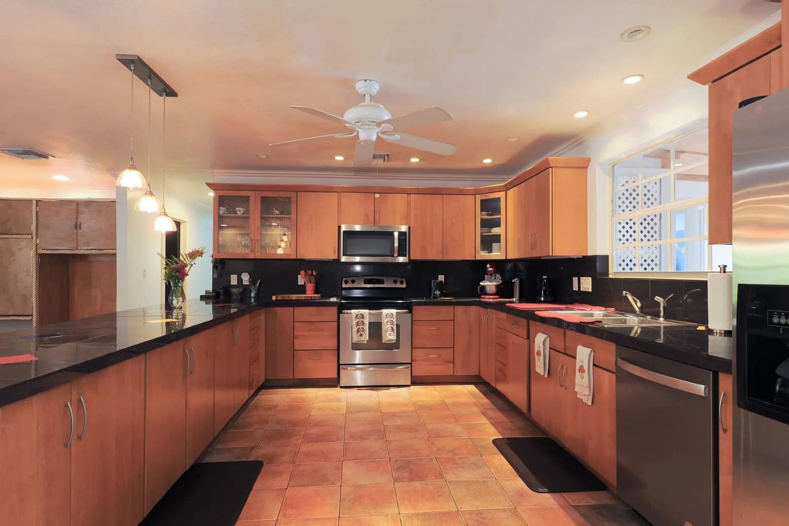 4 Bedroom Home for Sale, Selkirk Drive, Red Bay, Grand Cayman 7th