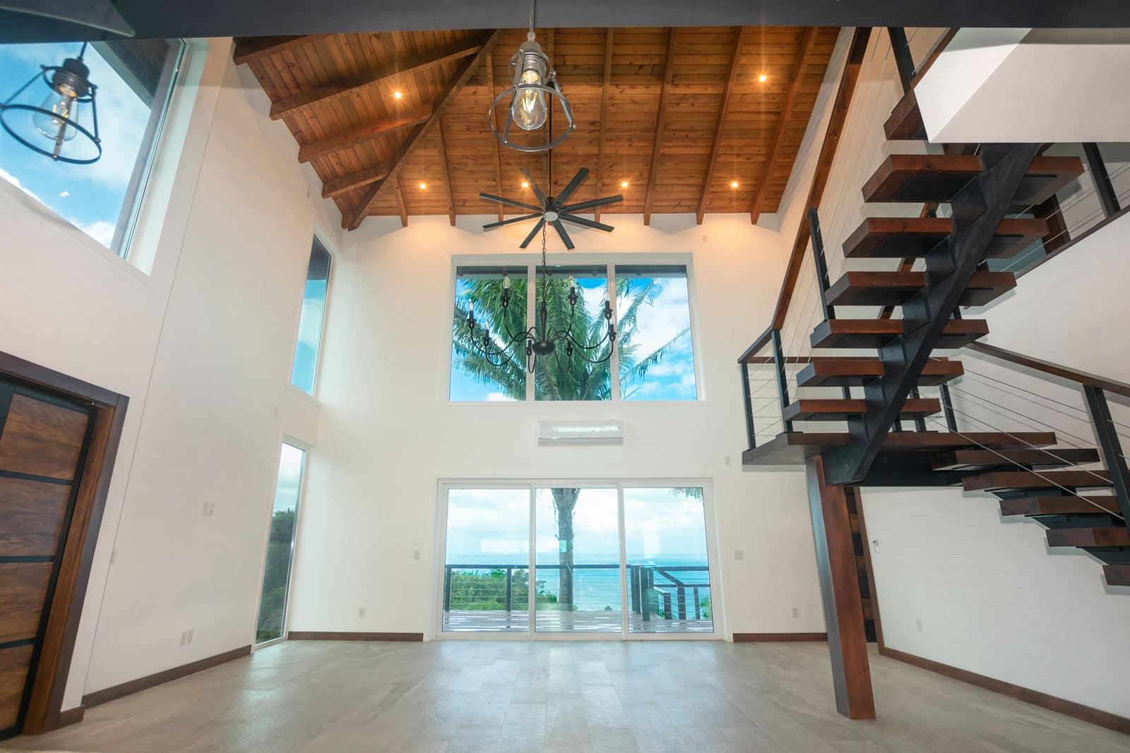 3 Bedroom RidgeTop Home for Sale, Palmetto Bay, Roatan 7th Heaven Properties