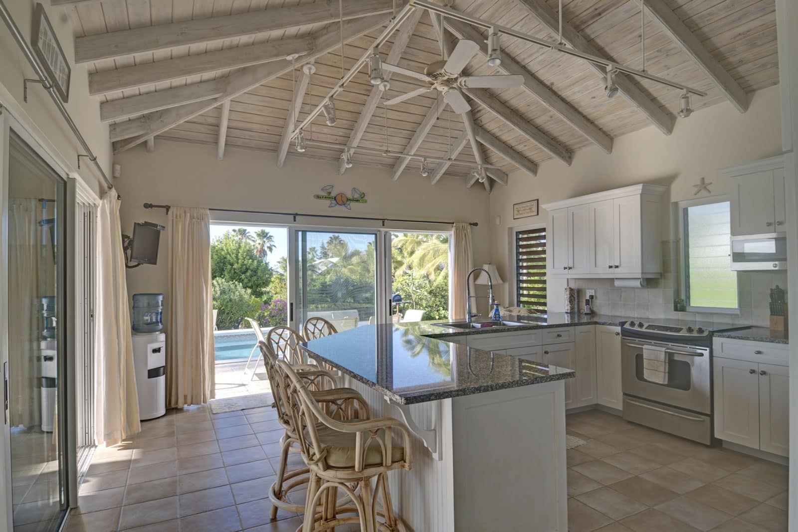 4 Bedroom Home for Sale, Hummingbird Lane, Leeward, Providenciales
