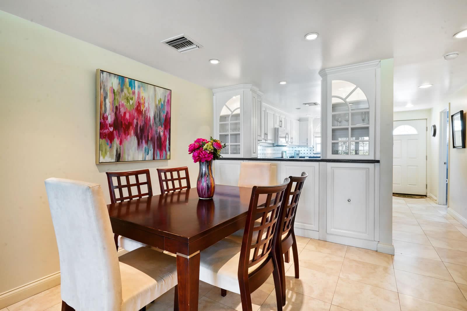 3 Bedroom Townhouse for Sale, Windsor Village, South Sound, Grand