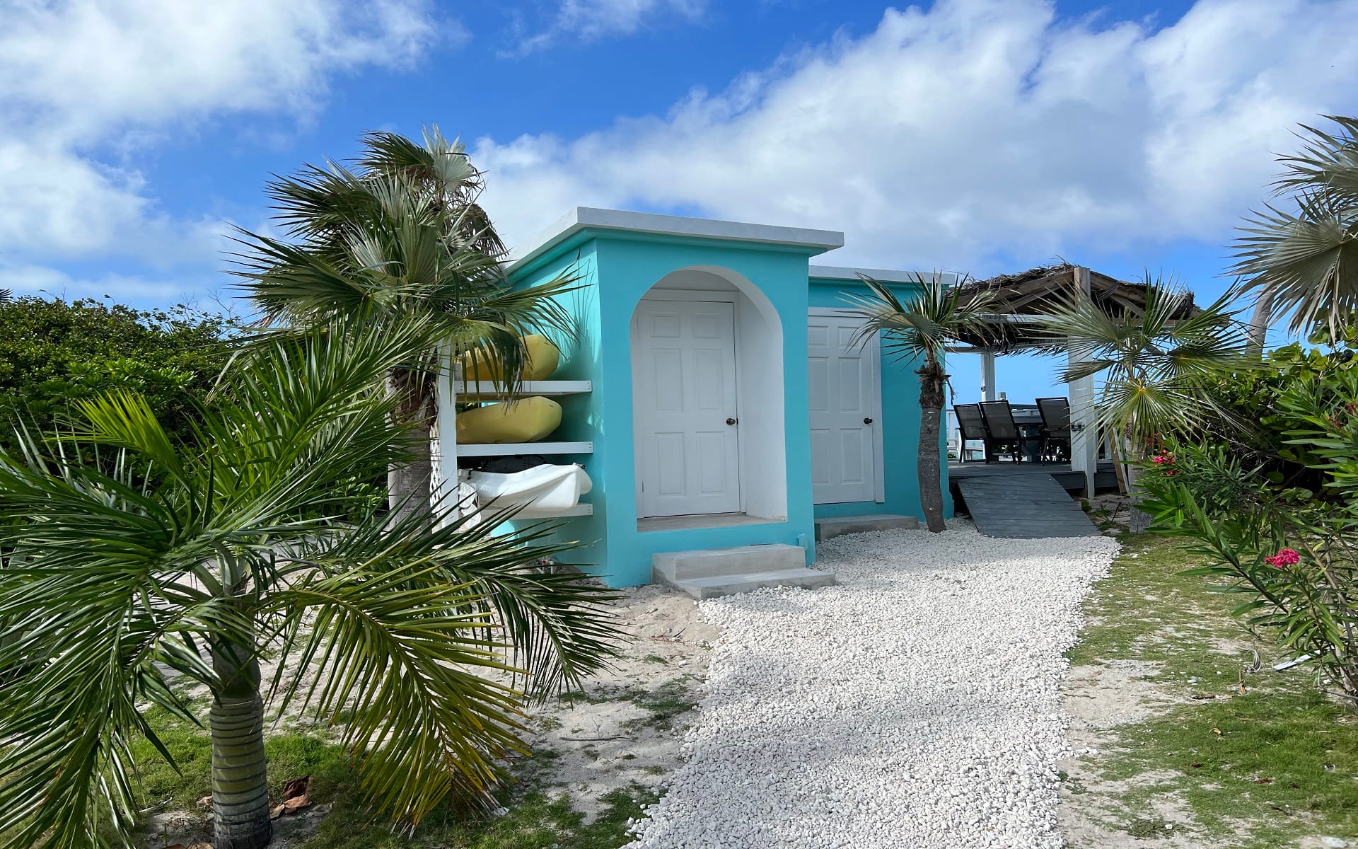 10 Bedroom Beachfront Estate for Sale, Double Bay, Eleuthera, Bahamas