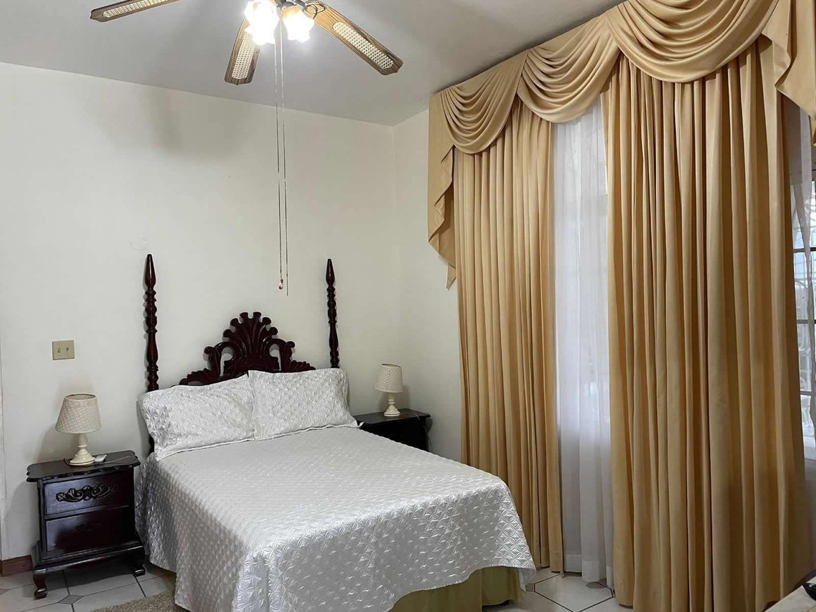 7 Bedrooms House for Sale, Tower Isle, St Mary, Jamaica 7th Heaven