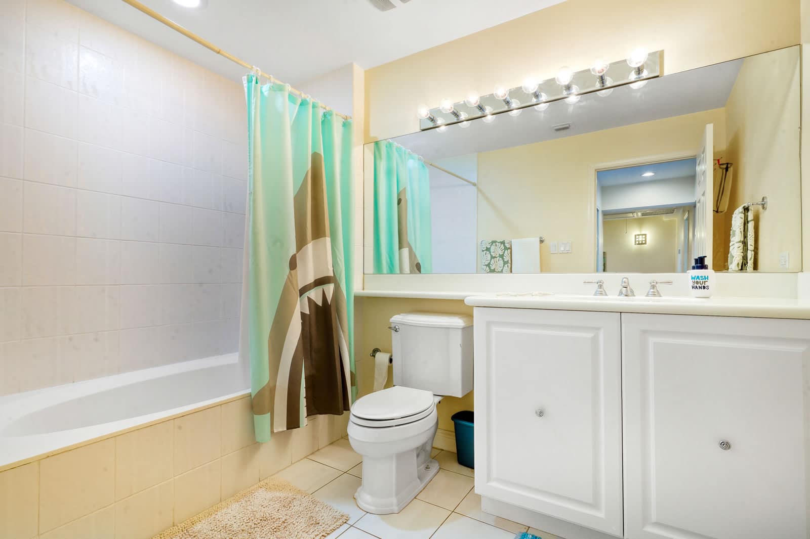 3 Bedroom Townhouse for Sale, Windsor Village, South Sound, Grand