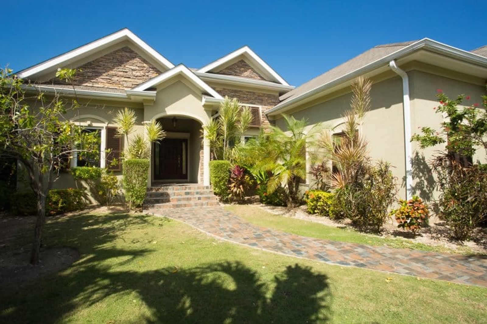 4 Bedroom House for Sale, The South Sound, Grand Cayman 7th