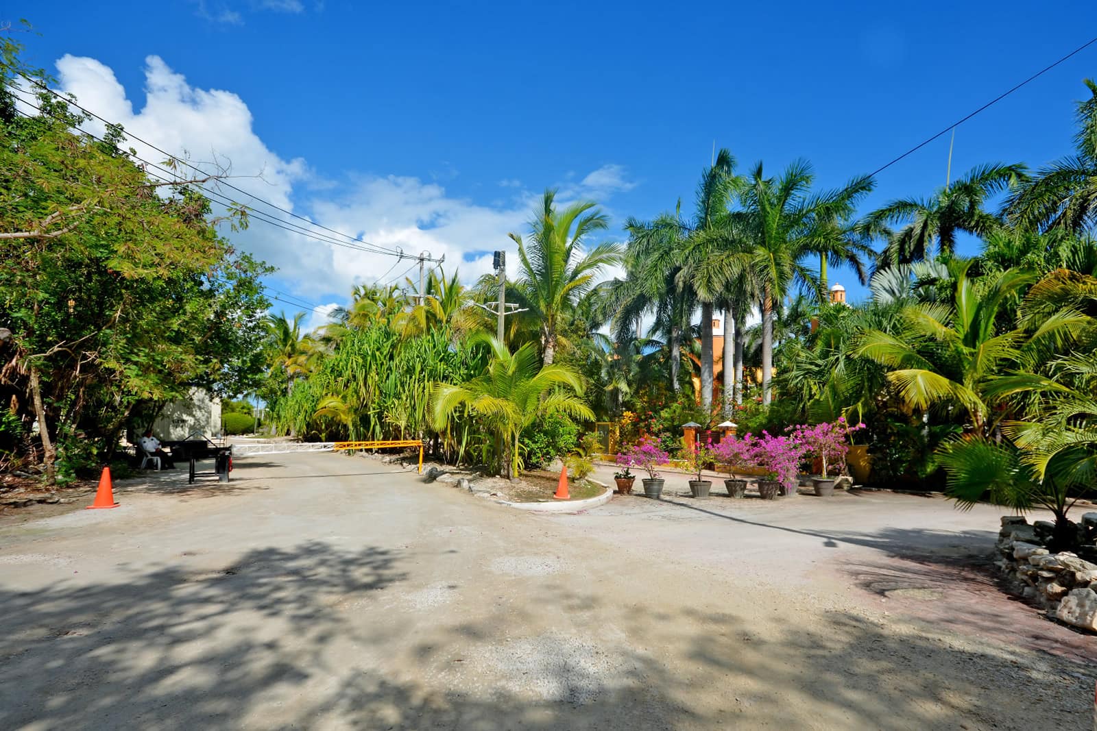 890 Square Meters of Land for Sale, Playa Paraiso, Playa del Carmen