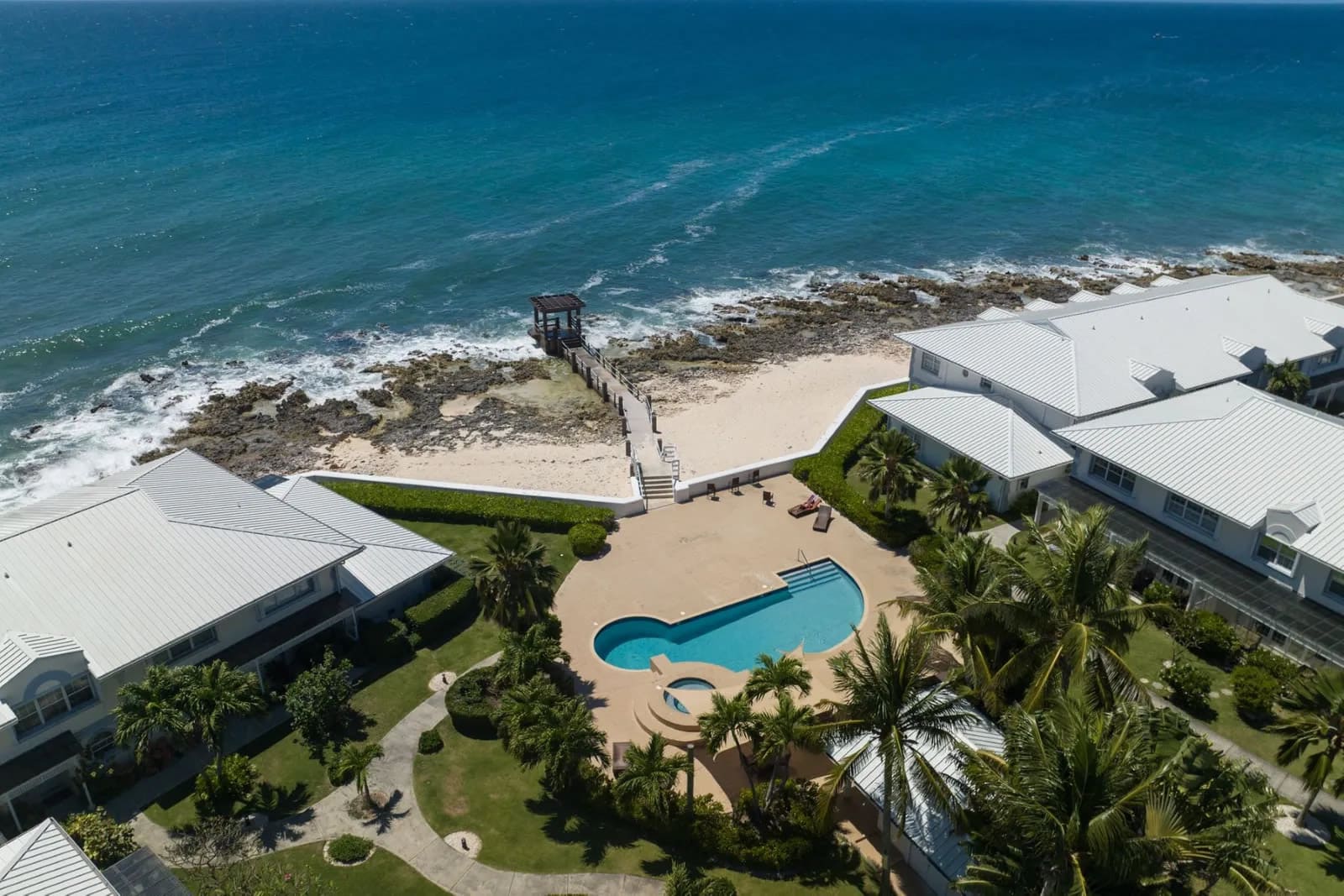 2 Bedroom Oceanfront Condo for Sale, Windsor Village, South Sound, Grand Cayman 7th Heaven