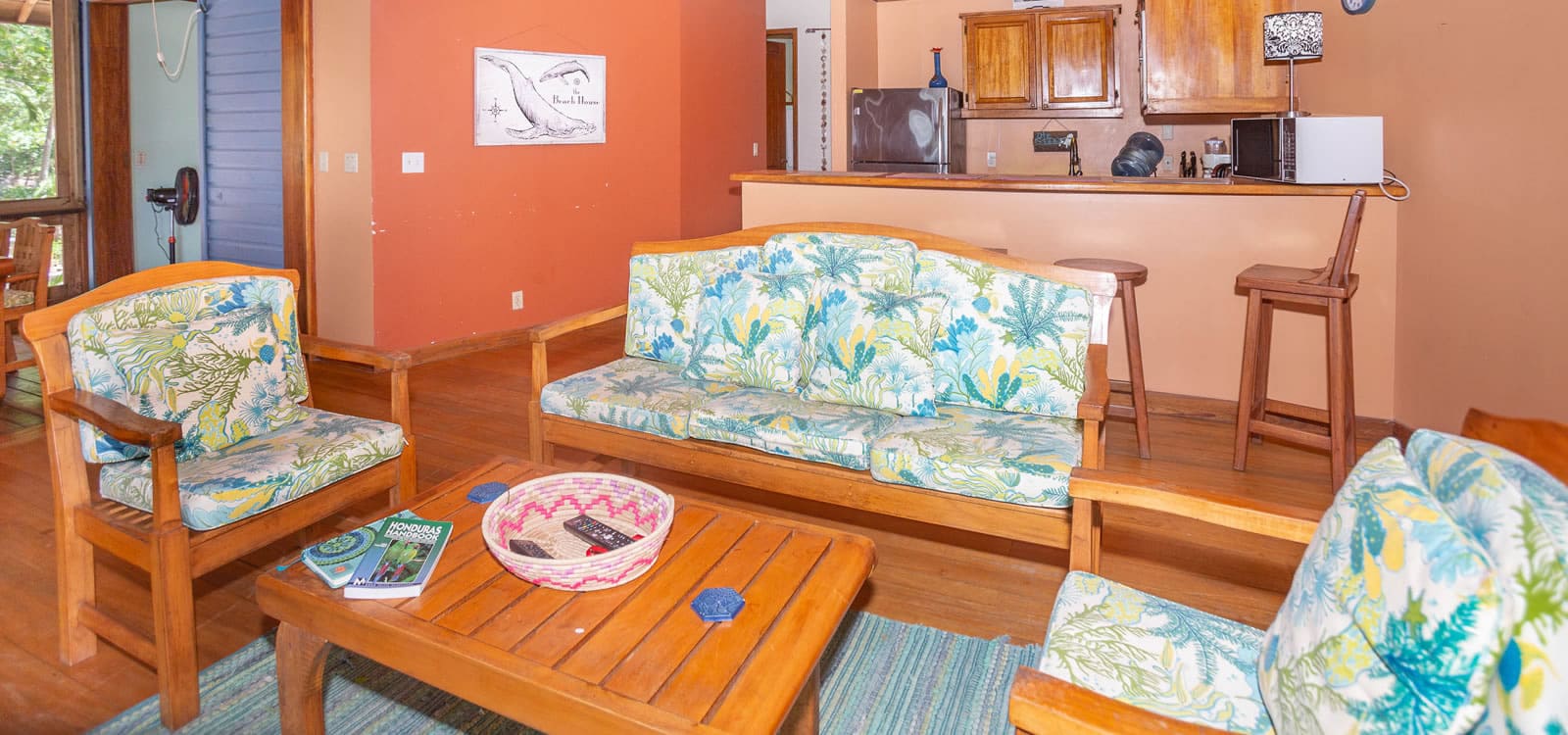 3 Bedroom Beachfront Villa for Sale, Palmetto Bay, Roatan 7th Heaven Properties