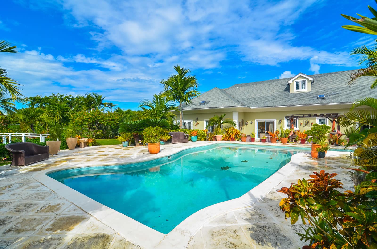 4 Bedroom House for Sale, Winton Estates, Eastern Road, New Providence