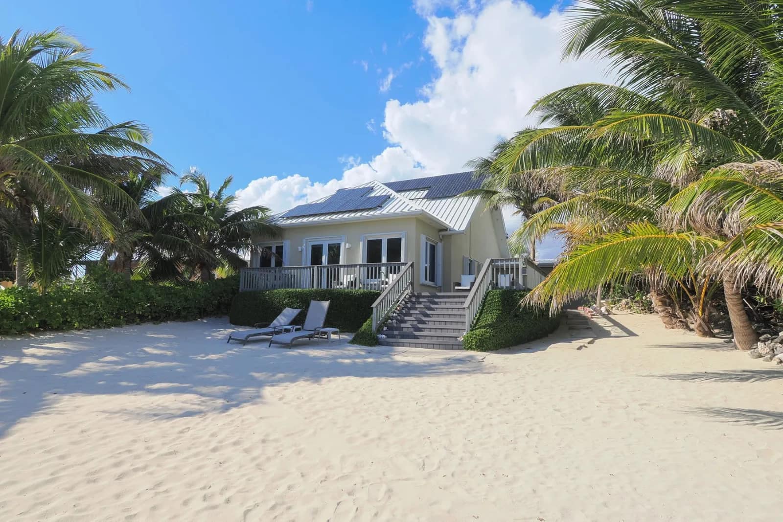2 Bedroom Beachfront Cottage for Sale, Bodden Town, Grand Cayman 7th