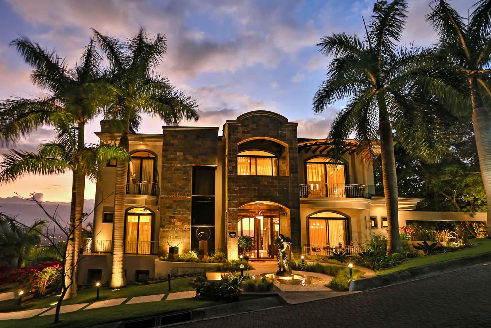 5 Bedroom Luxury House for Sale, Villa Real, Santa Ana, Costa Rica