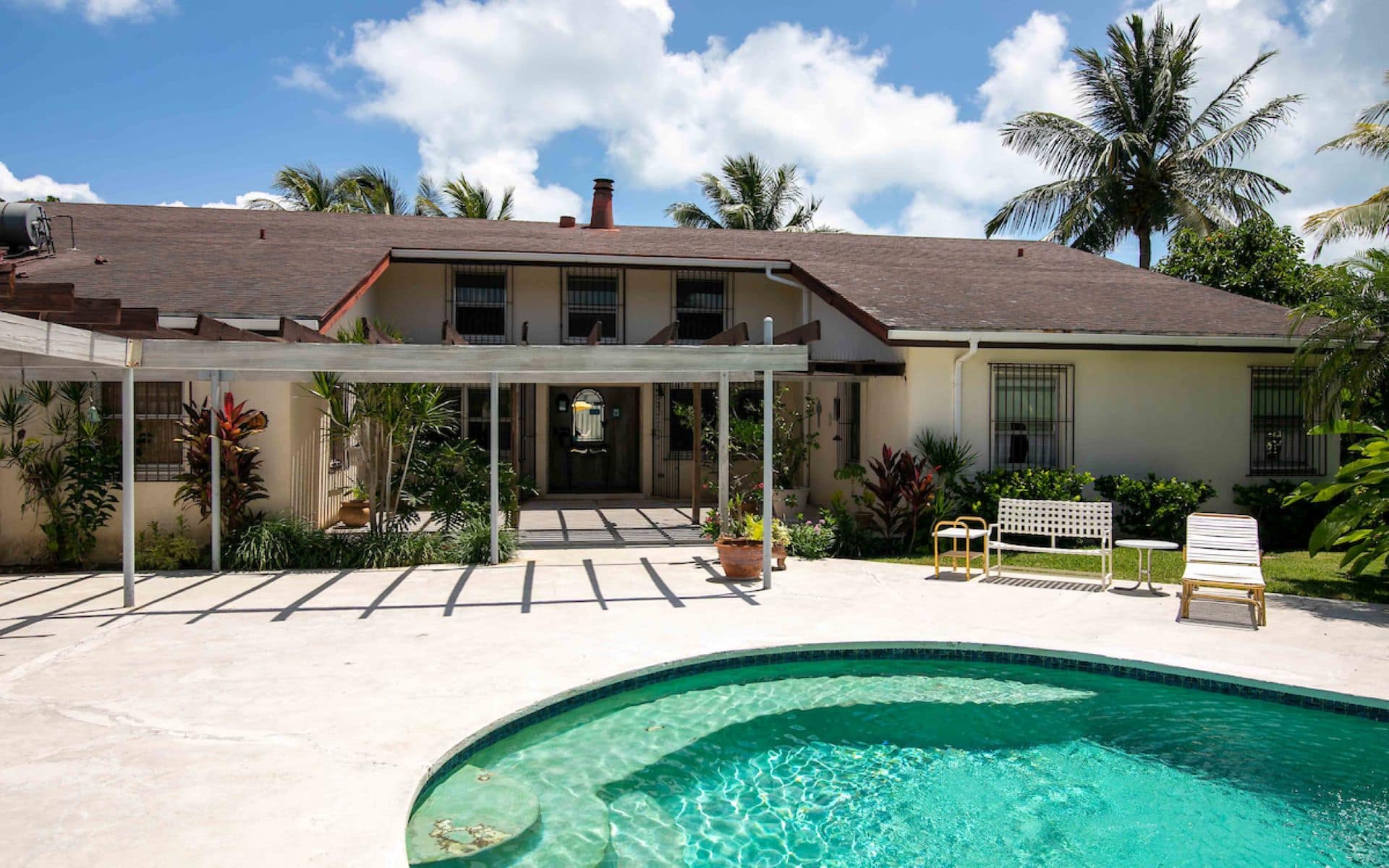 5 Bedroom Waterfront Home for Sale, Eastern Road, Nassau, Bahamas 7th