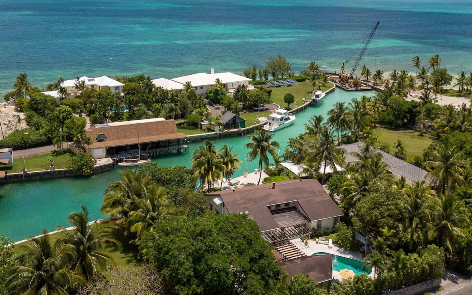 5 Bedroom Waterfront Home for Sale, Eastern Road, Nassau, Bahamas 7th