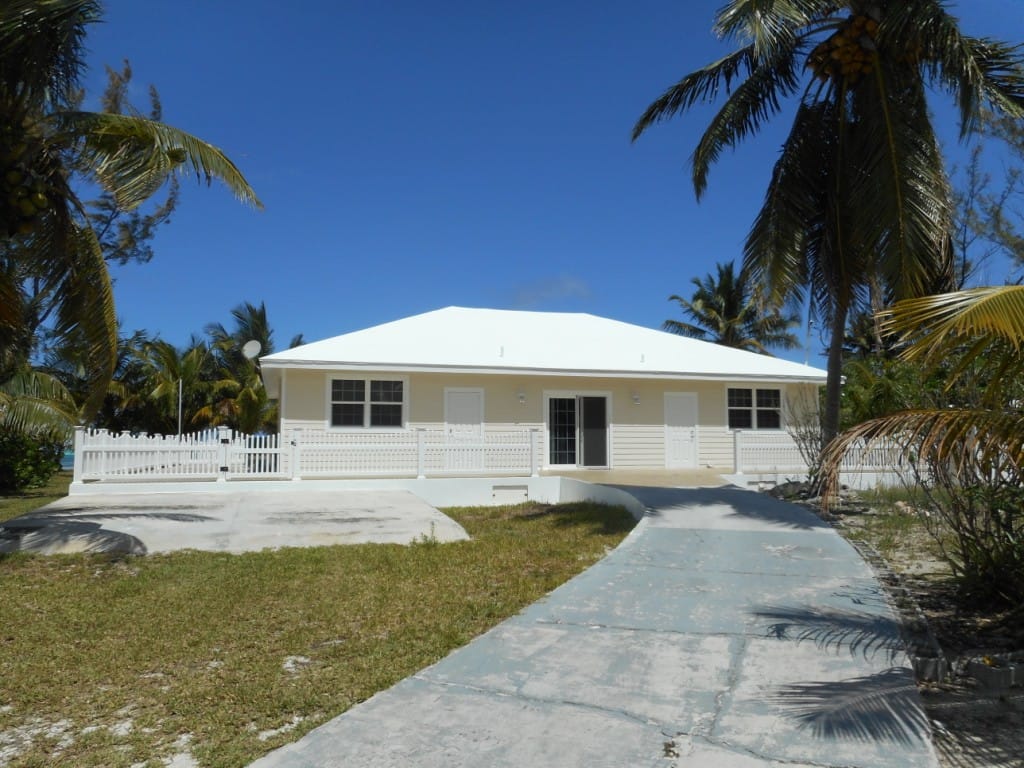 2 Bedroom Beachfront Home for Sale, Spanish Wells, Eleuthera, Bahamas