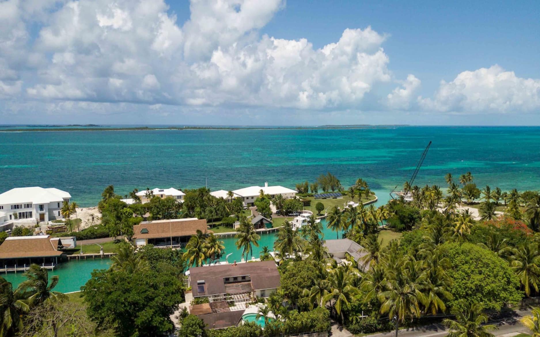 5 Bedroom Waterfront Home for Sale, Eastern Road, Nassau, Bahamas 7th