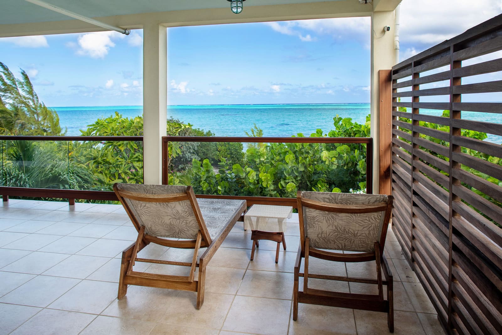 6 Bedroom Beachfront Property for Sale, Thompson Cove, Providenciales