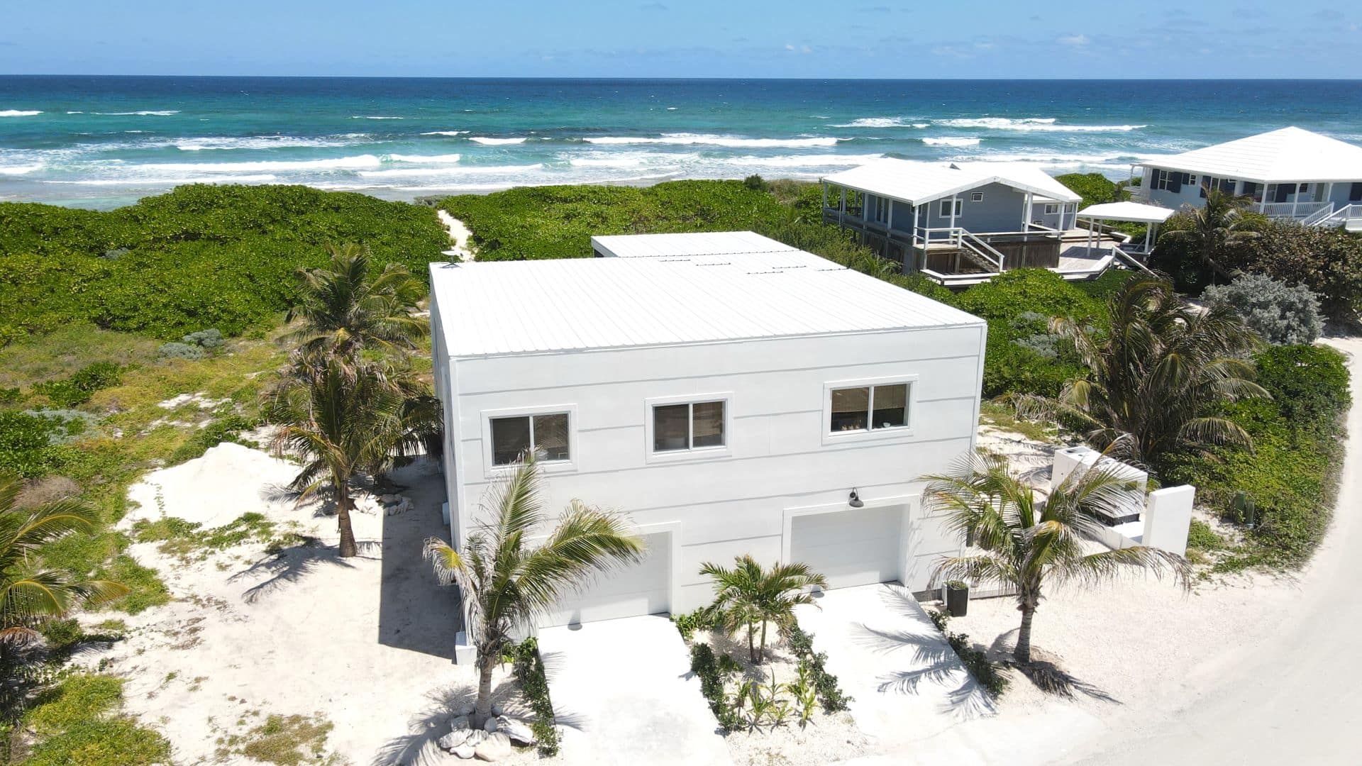 2 Bedroom Beach House for Sale, White Sound, Elbow Cay, Abaco, Bahamas