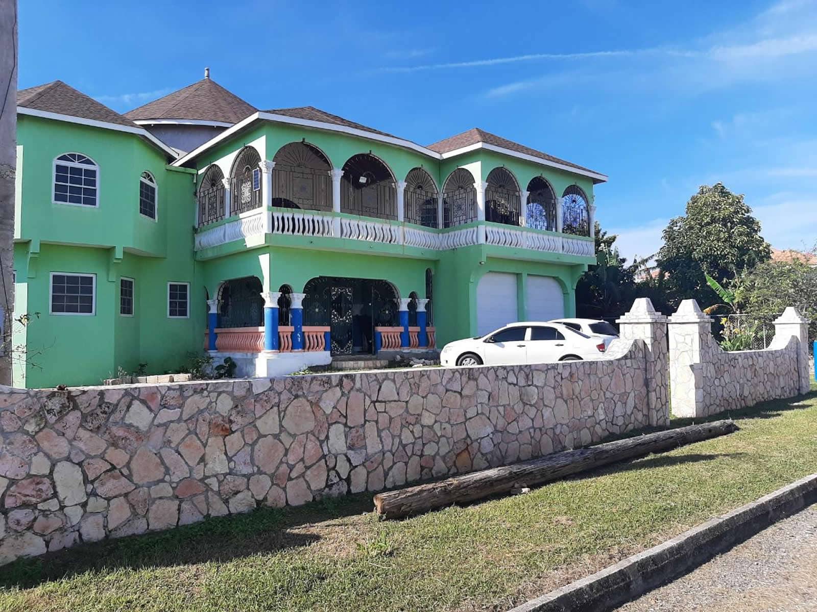 6 Bedroom Home for Sale, Plantation Village, Ocho Rios, St Ann, Jamaica