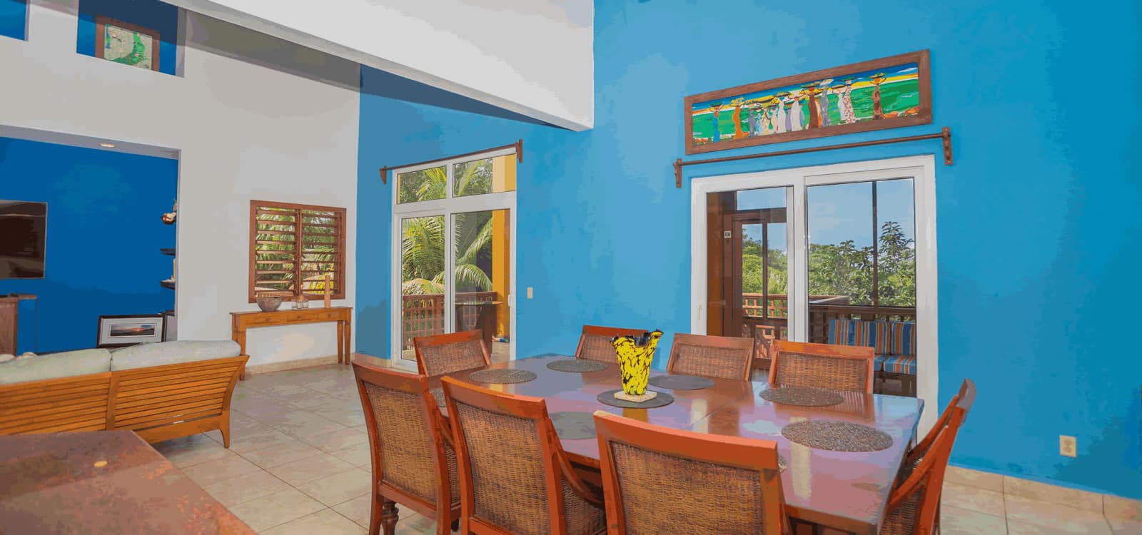 4 Bedroom House for Sale, Lawson Rock, Roatan 7th Heaven Properties