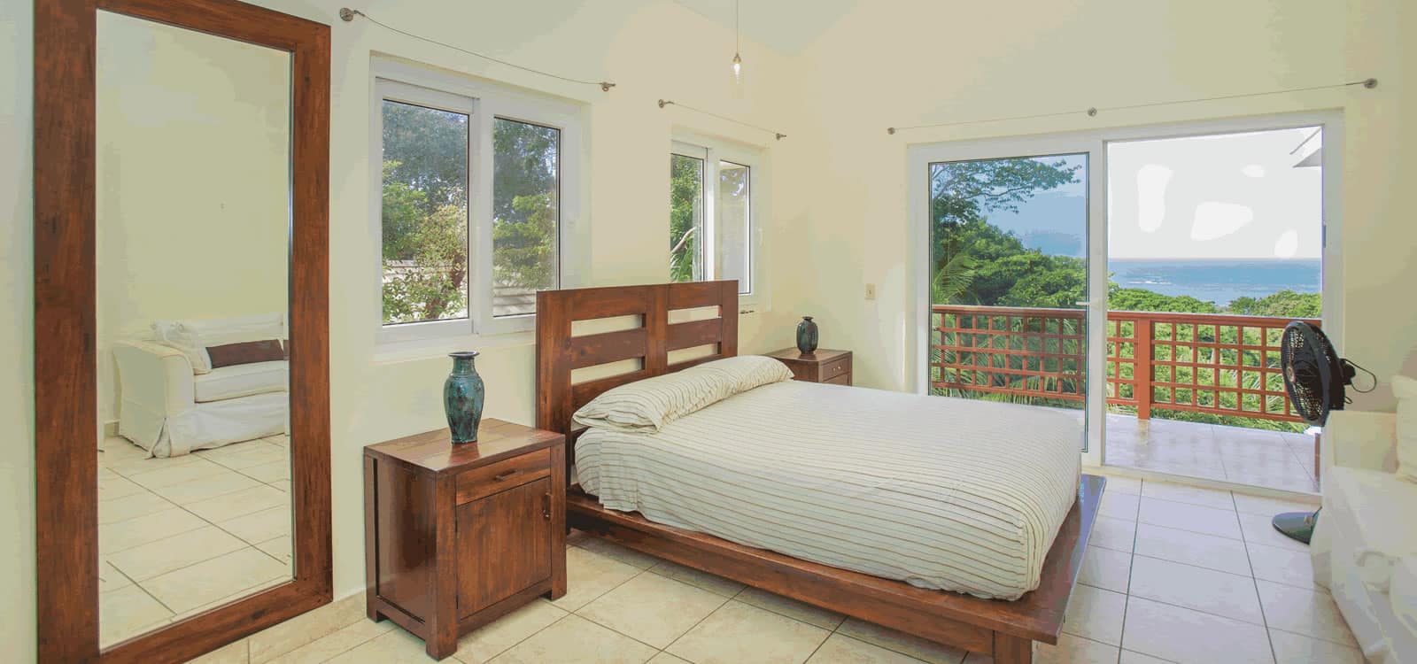 4 Bedroom House for Sale, Lawson Rock, Roatan 7th Heaven Properties