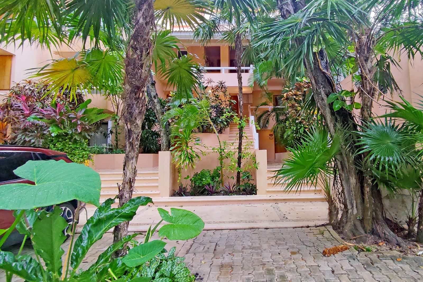 2 Bedroom Beachfront Condo for Sale, Chac Hal Al, Puerto Aventuras