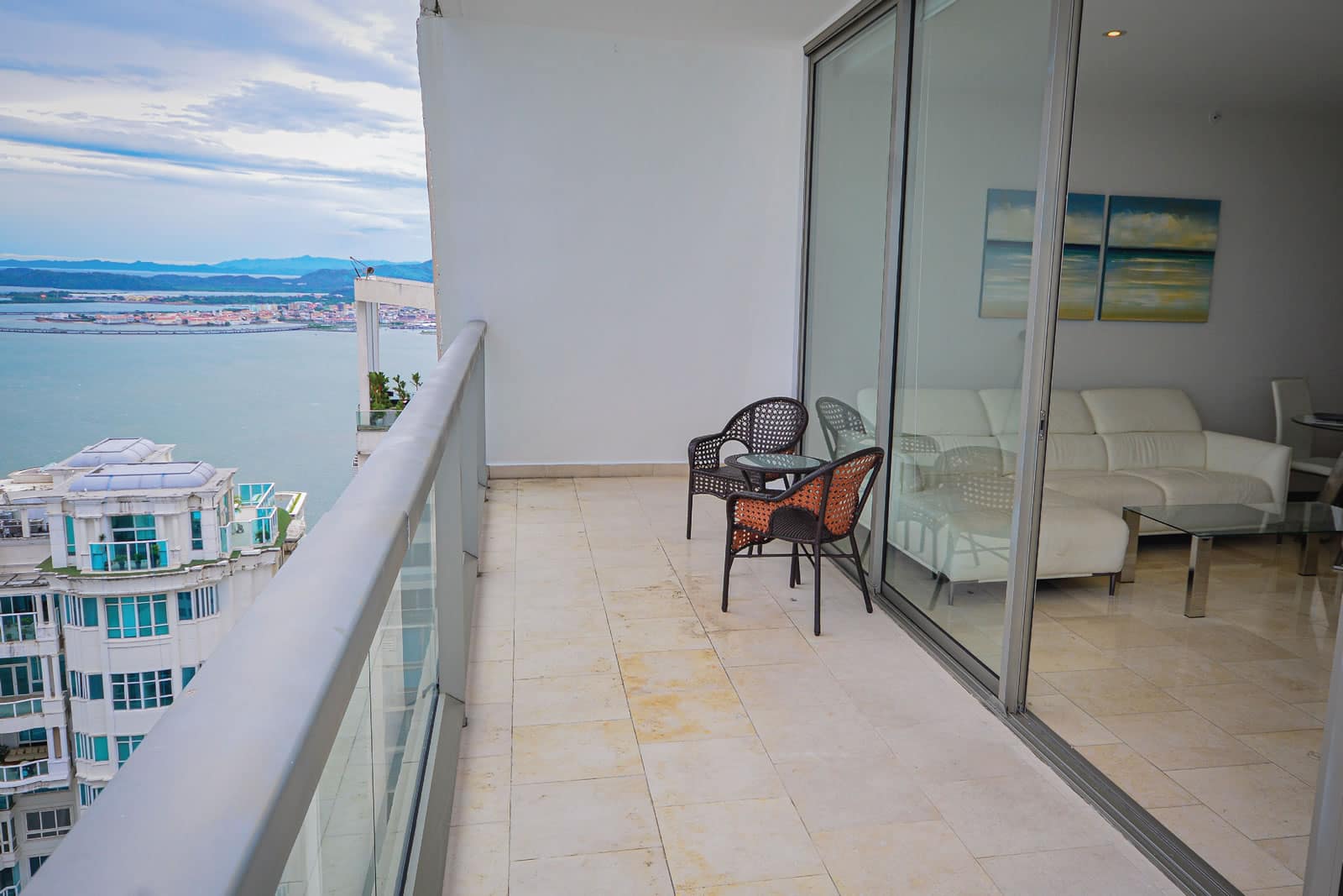 Curated visual reference: Curated Luxury Studio Condos For Sale Gallery View 27