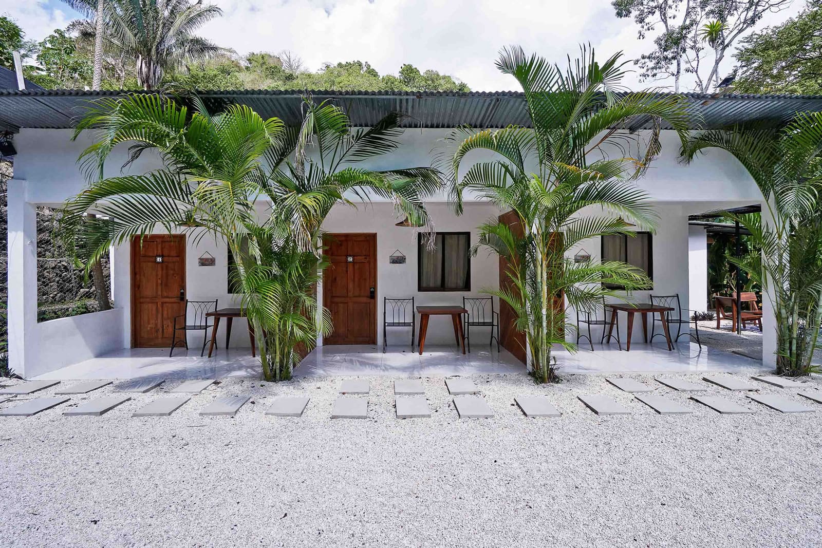 Triplex with 3 Apartments for Sale, Santa Teresa, Puntarenas, Costa