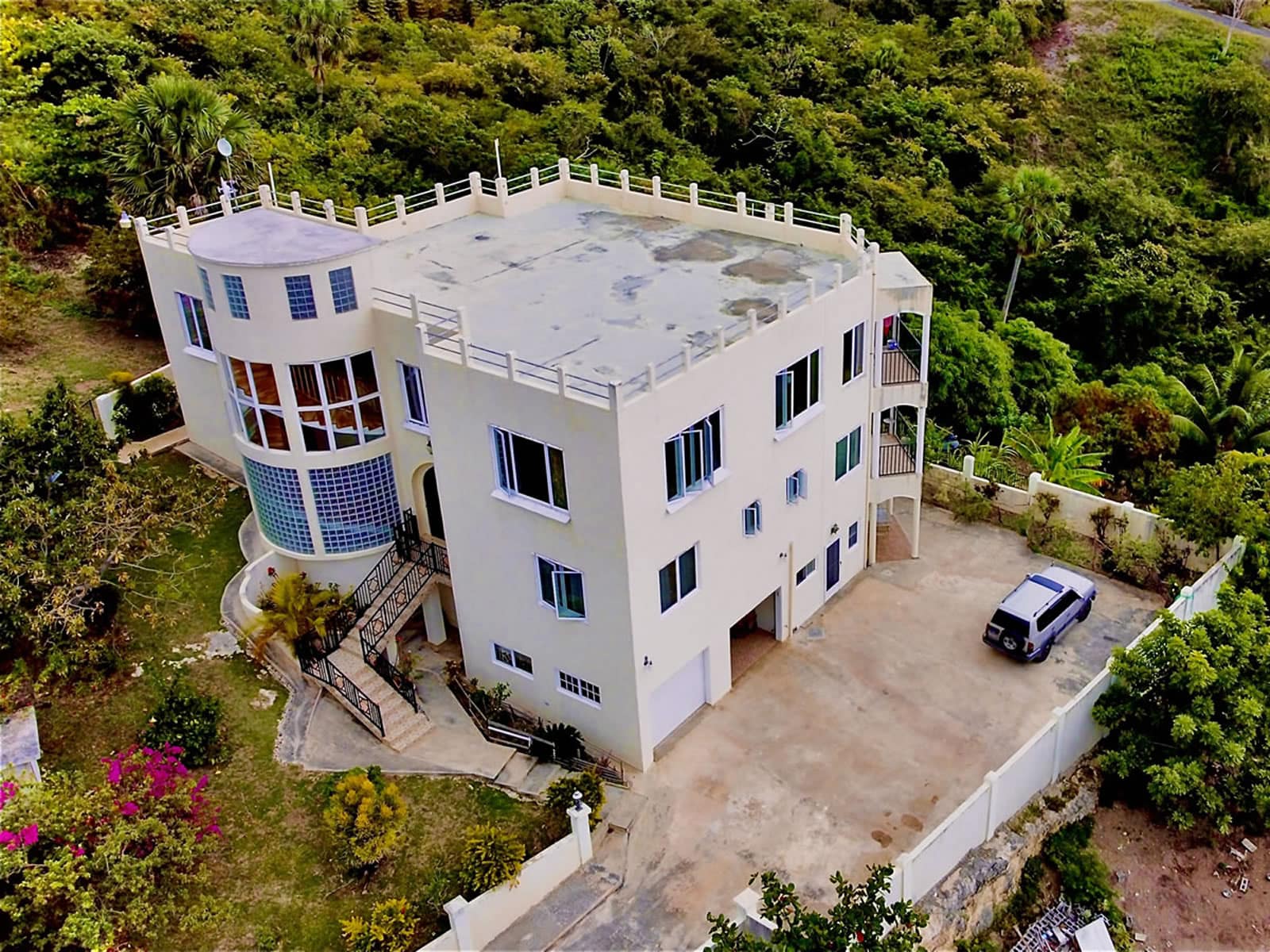 6 Bedroom Home for Sale, Culloden, White House, Westmoreland, Jamaica
