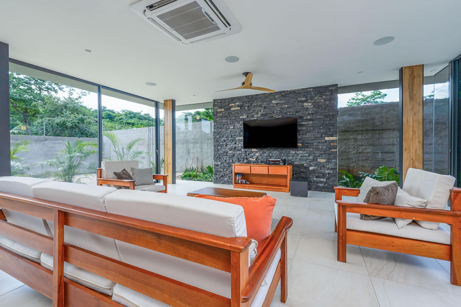 4 Bedroom Home for Sale, Playa Grande, Tamarindo, Guanacaste, Costa