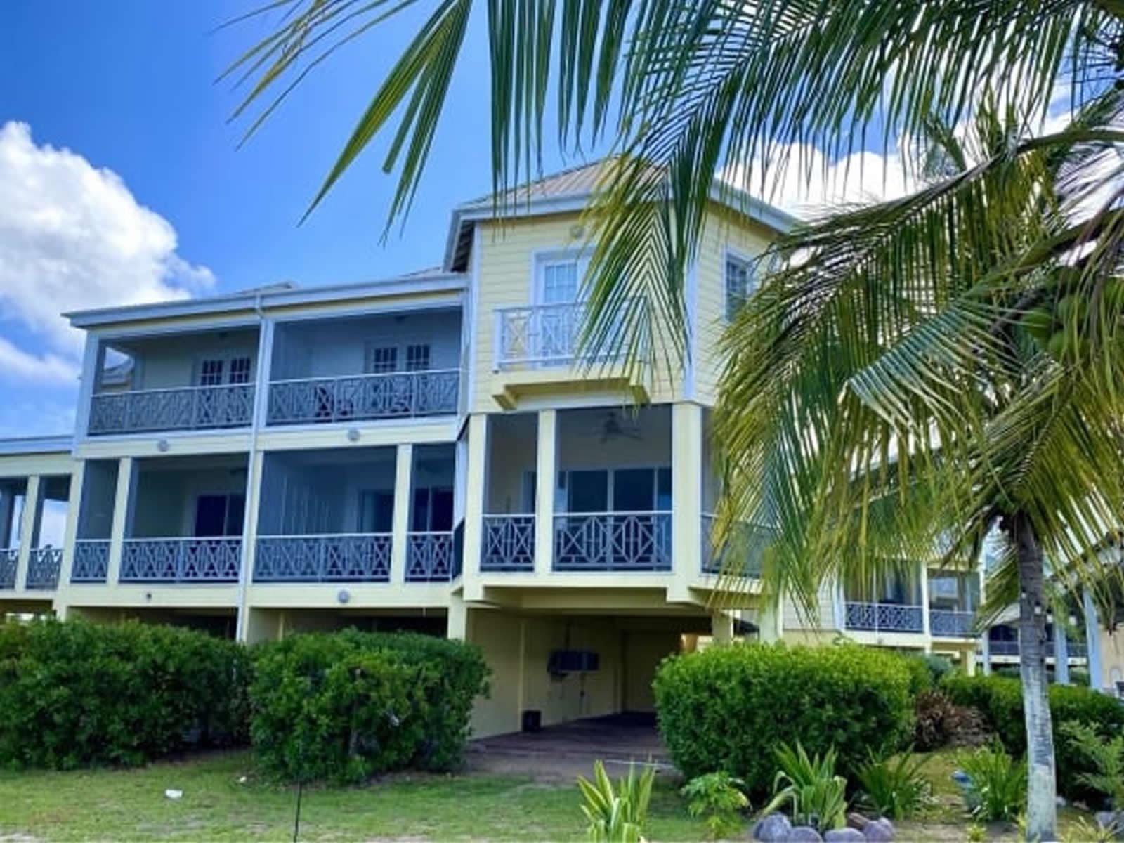 3 Vacation / Rental Condo Units for Sale, Nelson Spring Beach Resort