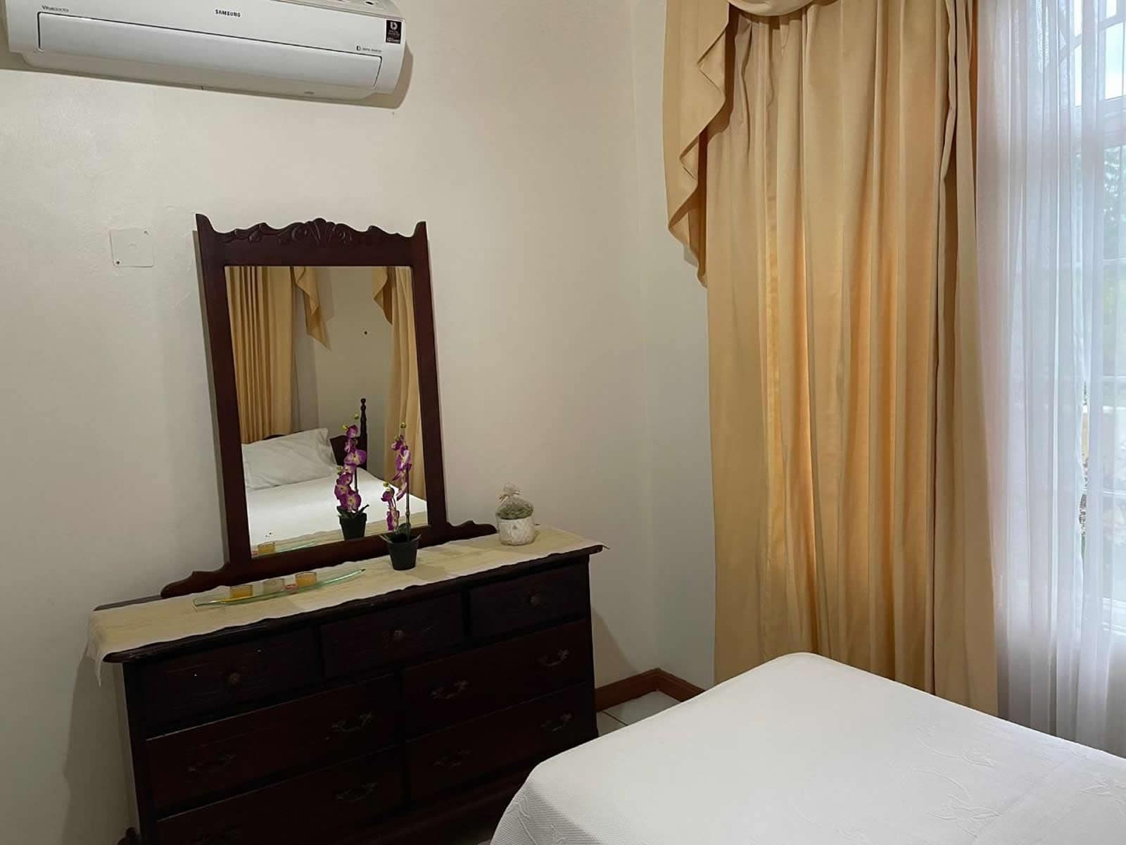 7 Bedrooms House for Sale, Tower Isle, St Mary, Jamaica 7th Heaven