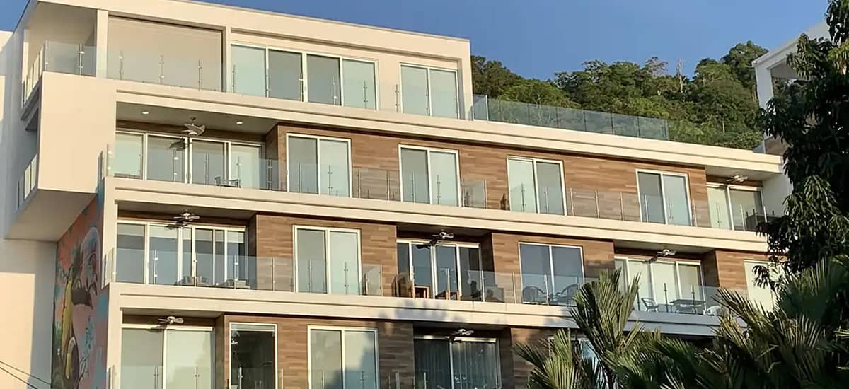 Condo for sale at Sunset Boulevard along the southern end of Jaco Beach, Puntarenas